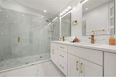 1046 Silverstrand Dr, Naples, FL 34110 - Photo 23