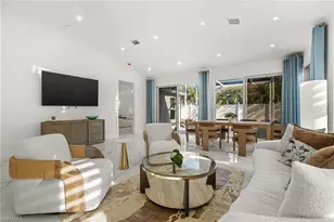 1046 Silverstrand Dr, Naples, FL 34110 - Photo 3