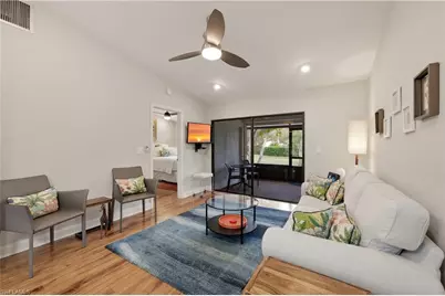 2018 Pine Isle Ln #2018, Naples, FL 34112 - Photo 3