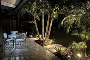 2018 Pine Isle Ln, Naples, FL 34112 - Photo 7