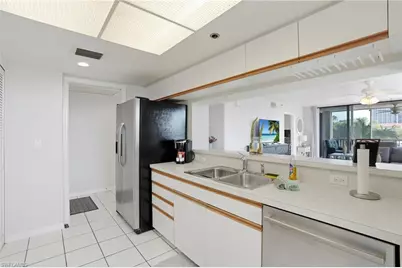 5550 Heron Point Dr #304, Naples, FL 34108 - Photo 13