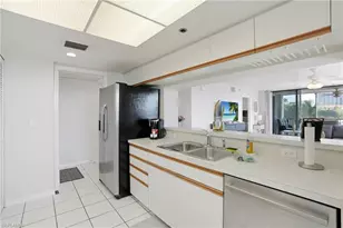 5550 Heron Point Dr, Naples, FL 34108 - Photo 13