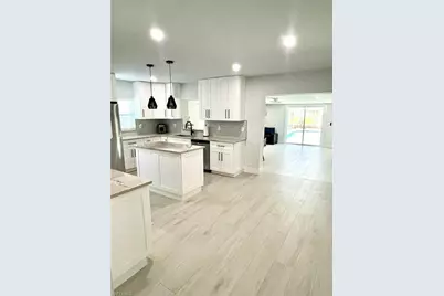 12511 Davis Blvd, Fort Myers, FL 33905 - Photo 11
