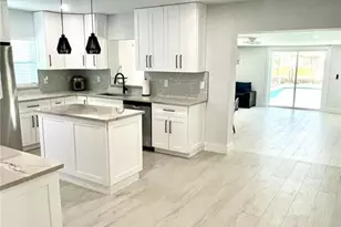 12511 Davis Blvd, Fort Myers, FL 33905 - Photo 11