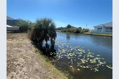 312 NW 26th Ave, Cape Coral, FL 33993 - Photo 3