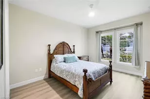 5052 Martinique Dr, Naples, FL 34113 - Photo 13