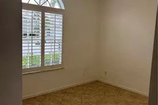 15501 Cadiz Ln, Naples, FL 34110 - Photo 11