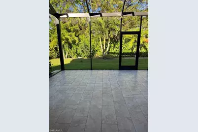 15501 Cadiz Ln, Naples, FL 34110 - Photo 17