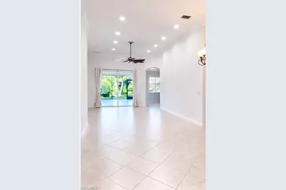 15501 Cadiz Ln, Naples, FL 34110 - Photo 3