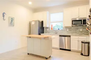 2429 Fallglo St, Naples, FL 34120 - Photo 25