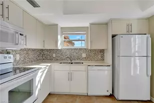 706 111th Ave N, Naples, FL 34108 - Photo 3