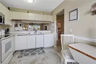 3062 Sandpiper Bay Cir, Naples, FL 34112 - Photo 11