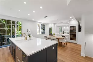 888 10th St S, Naples, FL 34102 - Photo 7