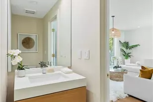 888 10th St S, Naples, FL 34102 - Photo 23