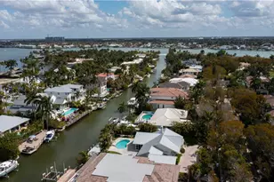 675 18th Ave S, Naples, FL 34102 - Photo 13