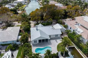 675 18th Ave S, Naples, FL 34102 - Photo 9