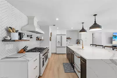 4222 Crayton Rd, Naples, FL 34103 - Photo 13