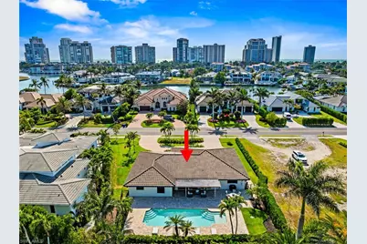 4222 Crayton Rd, Naples, FL 34103 - Photo 45