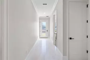 2721 Van Buren Ave, Naples, FL 34112 - Photo 5