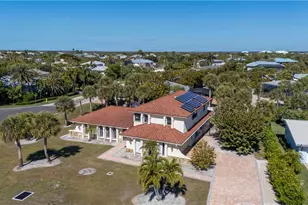 3730 Agate Ct, Sanibel, FL 33957 - Photo 3