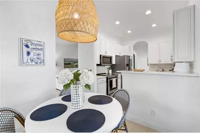 845 Vistana Cir #18, Naples, FL 34119 - Photo 9