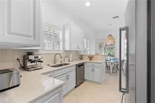 845 Vistana Cir, Naples, FL 34119 - Photo 11