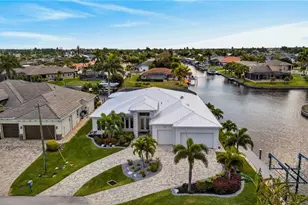 3126 SE 18th Ave, Cape Coral, FL 33904 - Photo 3