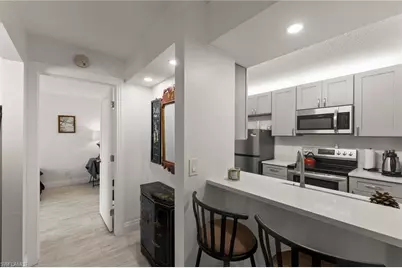 201 Santa Clara Dr #13, Naples, FL 34104 - Photo 9