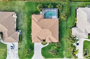 2033 Teagarden Ln, Naples, FL 34110 - Photo 5