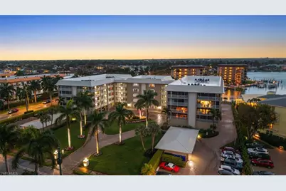 2880 Gulf Shore Blvd N #410, Naples, FL 34103 - Photo 5