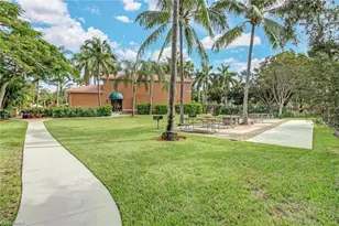 1265 Wildwood Lakes Blvd, Naples, FL 34104 - Photo 31