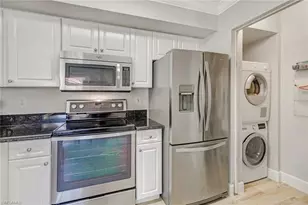 1265 Wildwood Lakes Blvd, Naples, FL 34104 - Photo 15