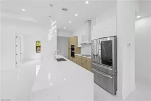 903 Jefferson Ave, Lehigh Acres, FL 33936 - Photo 15