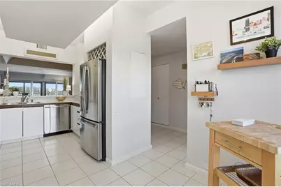 309 La Peninsula Blvd #309, Naples, FL 34113 - Photo 15