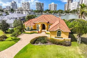 313 Neapolitan Way, Naples, FL 34103 - Photo 3