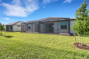 19600 Hinkley Dr, Estero, FL 33928 - Photo 29