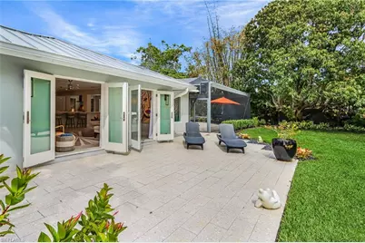 1390 Mandarin Rd, Naples, FL 34102 - Photo 31