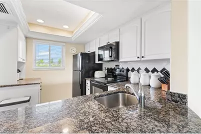 1004 Manatee Rd #H306, Naples, FL 34114 - Photo 9