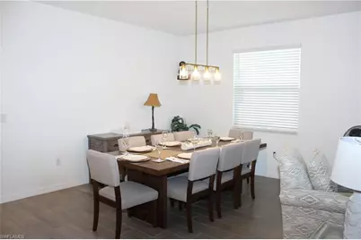 2261 Avocado Ln, Naples, FL 34120 - Photo 5