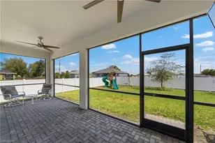 1823 NE 19th Ave, Cape Coral, FL 33909 - Photo 29