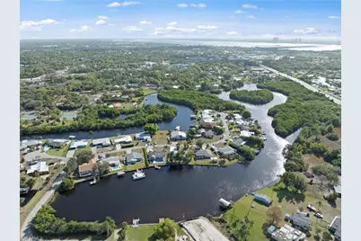 1313 Thompson St, North Fort Myers, FL 33903 - Photo 47