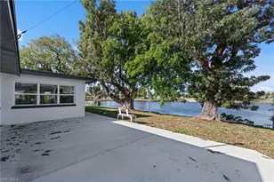1313 Thompson St, North Fort Myers, FL 33903 - Photo 29