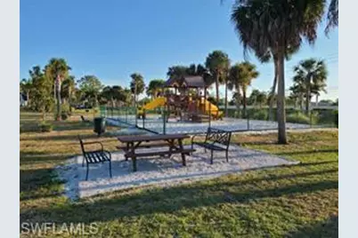 124 Santa Clara Dr #15, Naples, FL 34104 - Photo 19