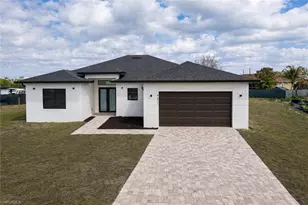 811 Dartmouth Ct, Lehigh Acres, FL 33974 - Photo 1