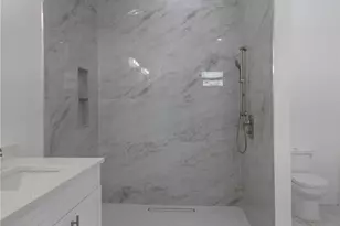 811 Dartmouth Ct, Lehigh Acres, FL 33974 - Photo 9