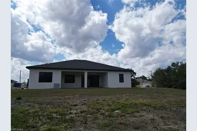 811 Dartmouth Ct, Lehigh Acres, FL 33974 - Photo 5