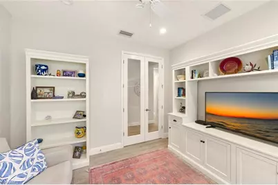 2175 Marquesa Cir, Naples, FL 34112 - Photo 13