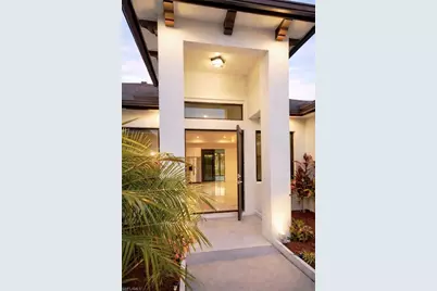 593 39th Ave NW, Naples, FL 34120 - Photo 3