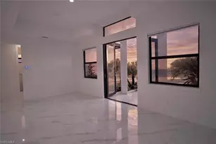 593 39th Ave NW, Naples, FL 34120 - Photo 5