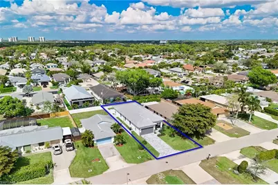 653 107th Ave N, Naples, FL 34108 - Photo 29